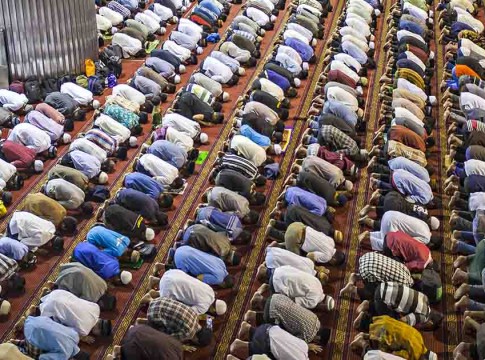 Complete Guide to Eid Prayer: Rituals, Cleanliness, Process, and More