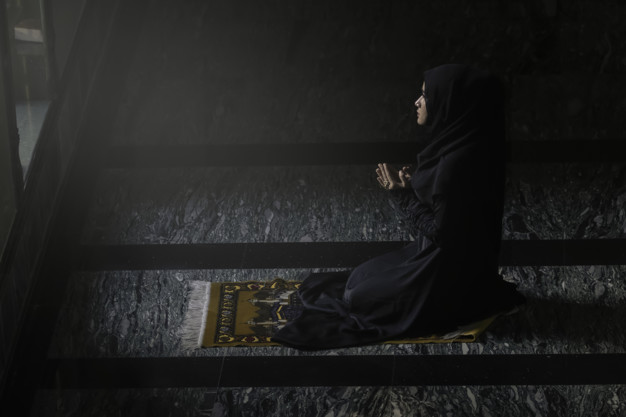 Ramadan: Transformative Journey Through Its Three Ashras and Duas