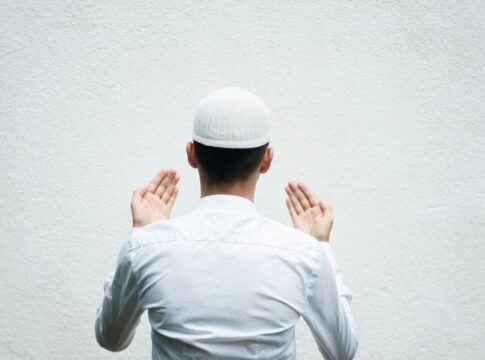 Significance of Isha Prayer: Embracing Its Spiritual, Mental, and Physical Benefits