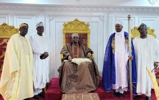 Oyo Monarch Challenges Soun’s Authority in Religious Matters: 