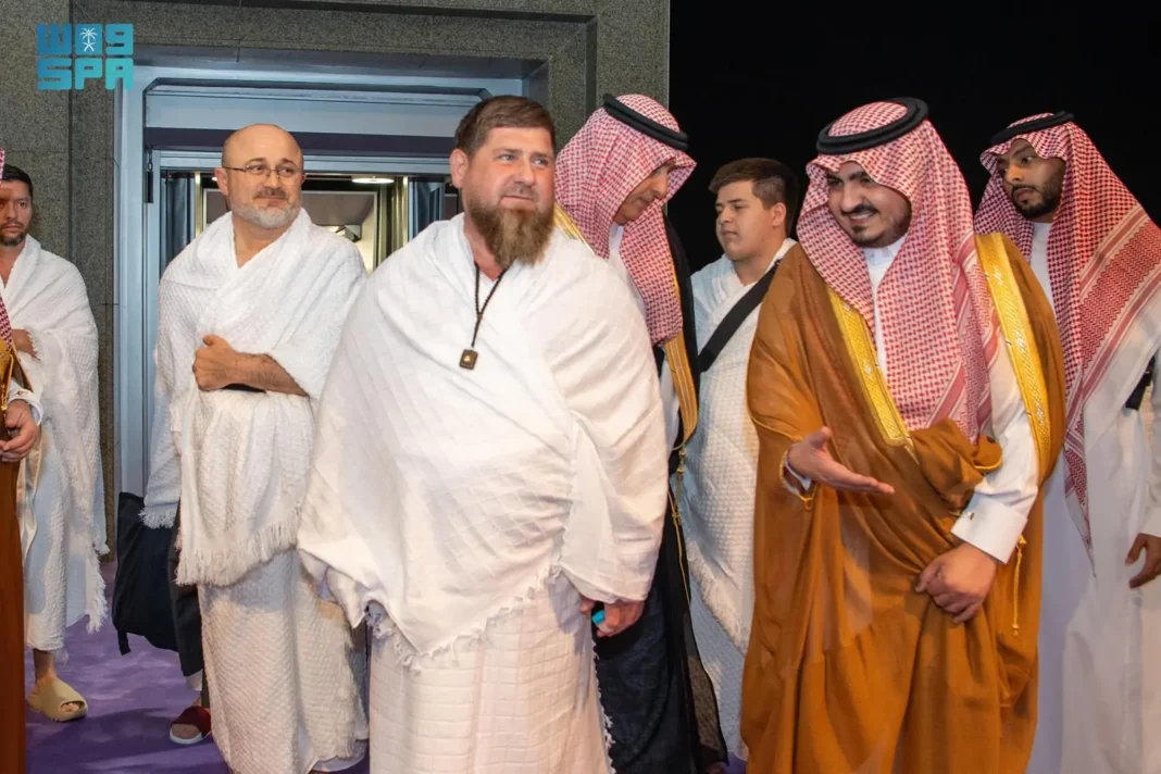 Chechen Leader Ramzan Kadyrov Performs Umrah Pilgrimage in Mecca