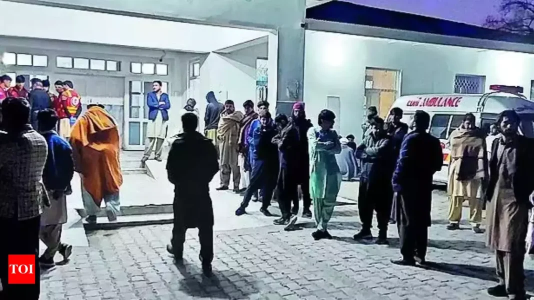 42 Killed in Pakistan as Gunmen Ambush Convoy of Shiite Muslims