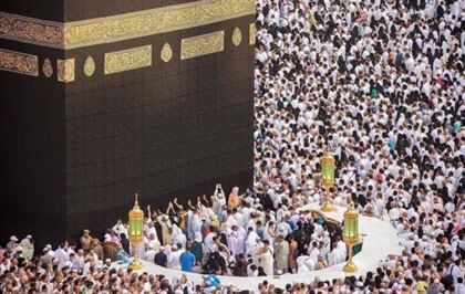 Scheduled Visiting Hours Set for Men and Women at Hijr Ismail Near the Kaaba