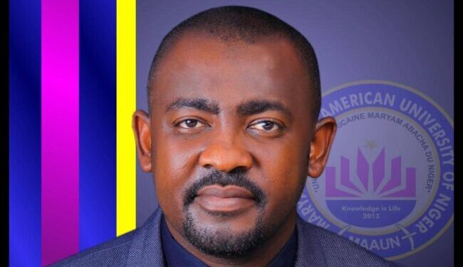 MAAUN President Donates $100,000 to Islamic University in Uganda