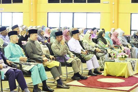 Families Reconnect with Al-Quran at Heartfelt National Programme in Brunei