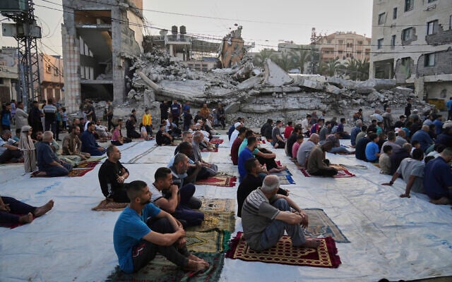 Eid in the Rubble: Gazans Pray Amid Devastation, Face Hunger and Loss