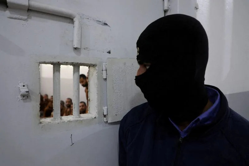 Islamic State Eyes Comeback Amid Chaos in Syria and Iraq