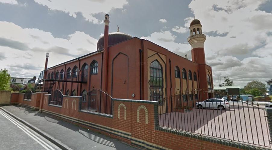 Oxford Mosque Targeted in Hate Crime with Pork and Israeli Flag