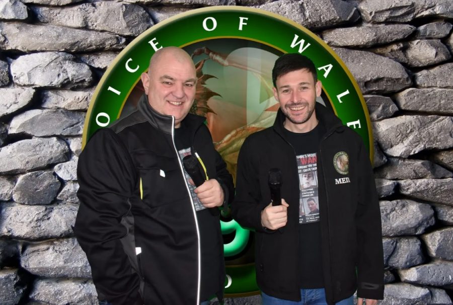 Uproar After Far-Right Group Urges Parents to Boycott School Mosque Visit