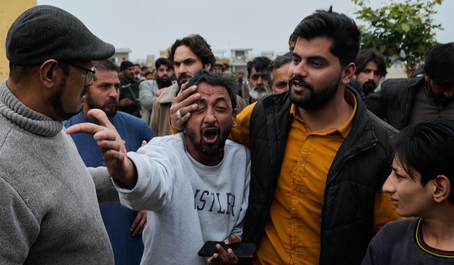 Suicide Attack on Shiite Mosque Near Islamabad Leaves 31 Dead, Scores Injured