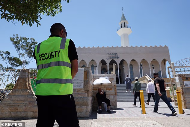 Threatening Letter Delivered to Sydney Mosque Just Before Ramadan Threatening Letter Delivered to Sydney Mosque Just Before Ramadan